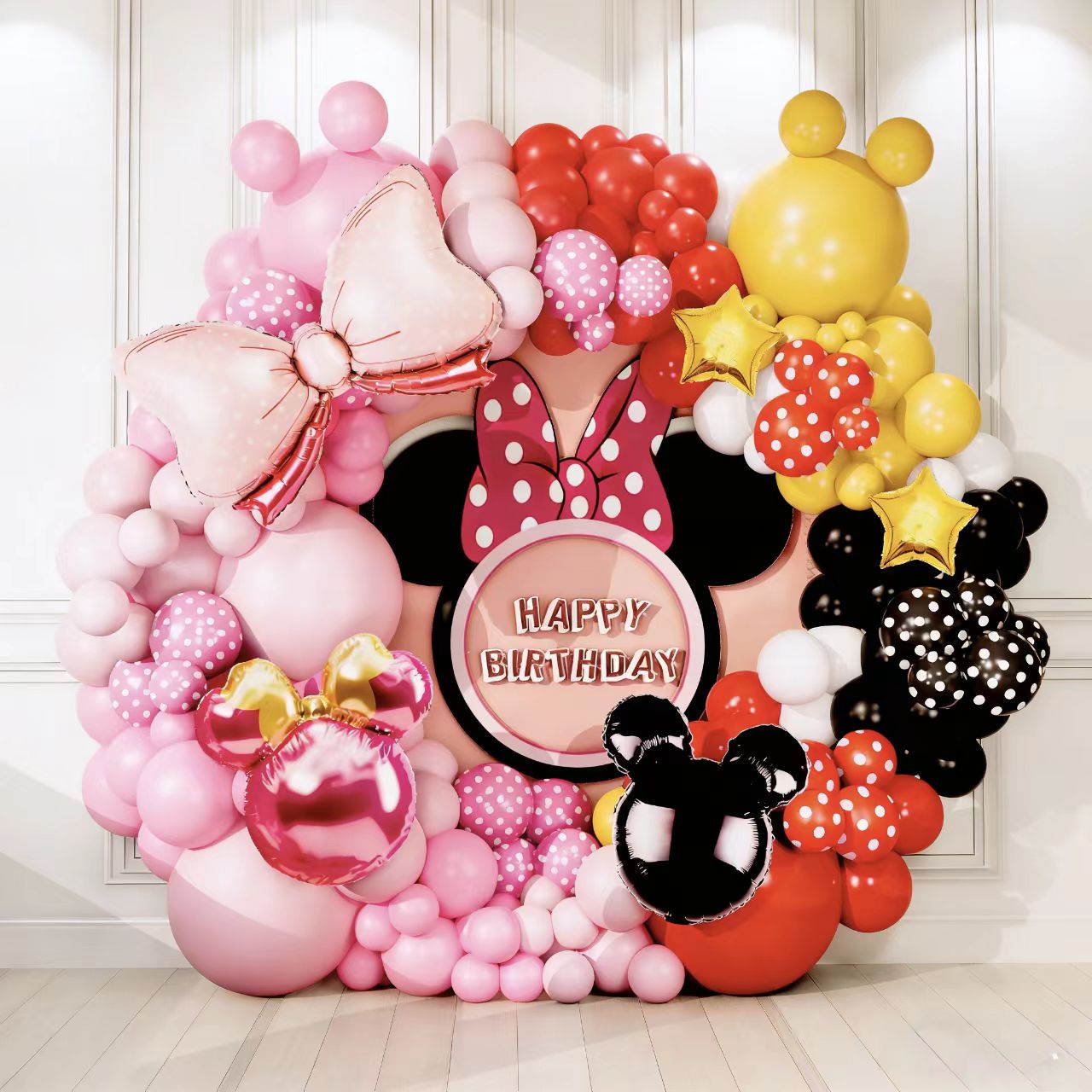 Miki ja Minnie Balloon Arch